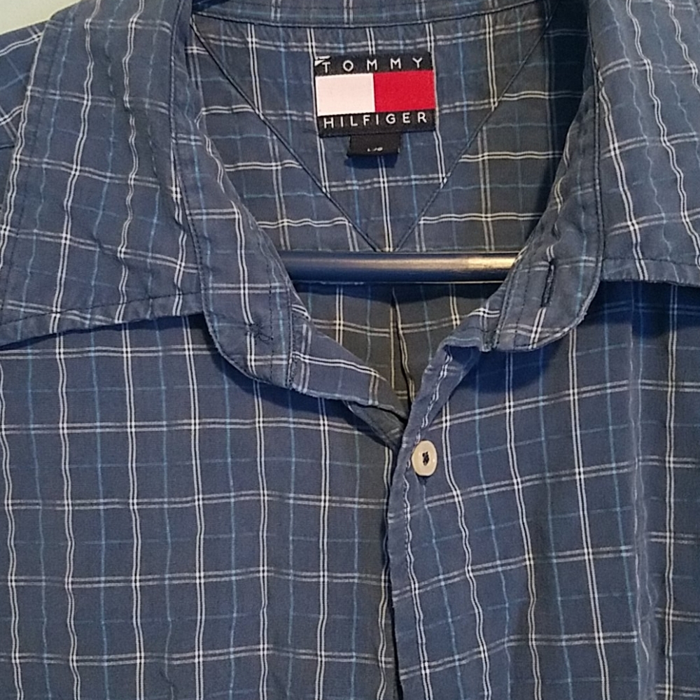 Tommy Hilfiger like new mens shirt - Picture 5 of 7